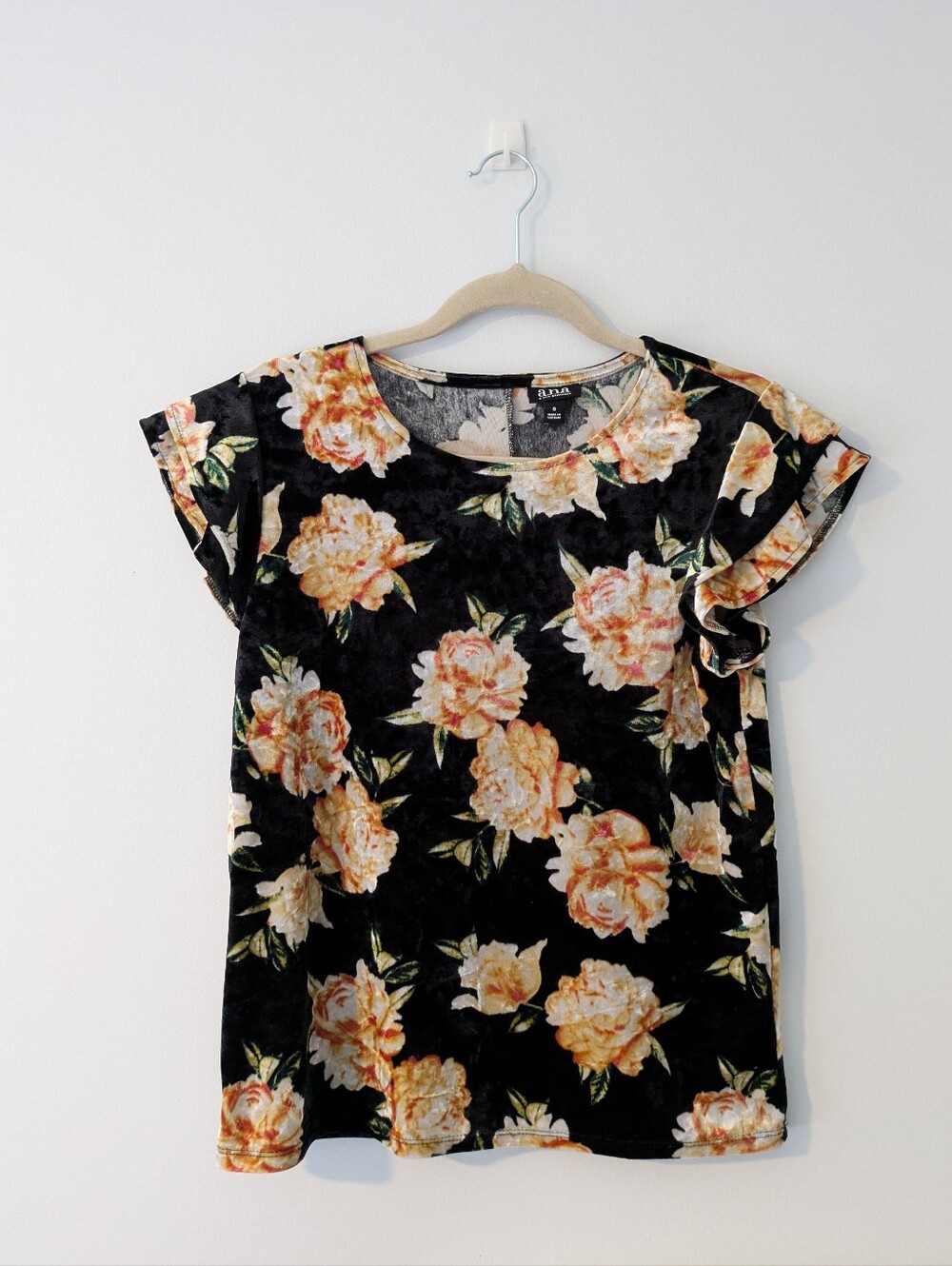 a.n.a Black Short Sleeve Floral Ruffle Top with Peach Blooms